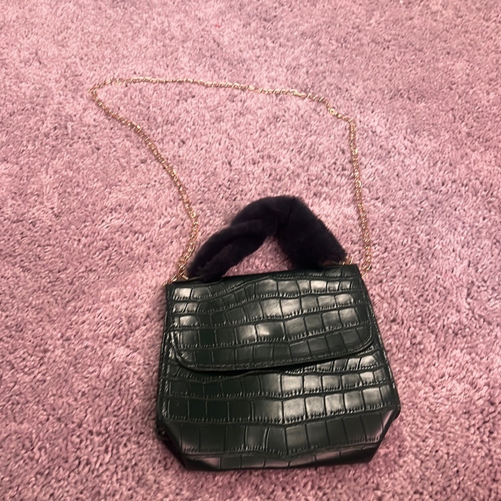 Green shoulder/hand bag